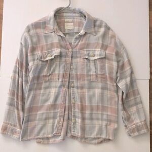 AMERICAN EAGLE Oversized Fit Ahh.amazingly Soft Button Down Shirt.